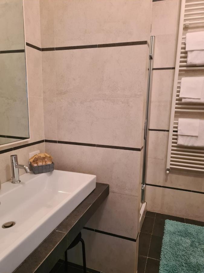 Piazza Italia Luxury Apartment Chianciano Terme Eksteriør billede