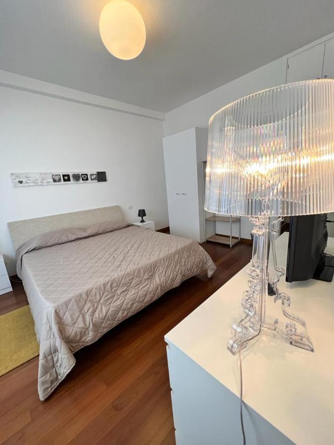 Piazza Italia Luxury Apartment Chianciano Terme Eksteriør billede