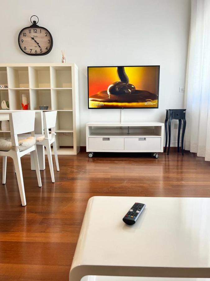 Piazza Italia Luxury Apartment Chianciano Terme Eksteriør billede